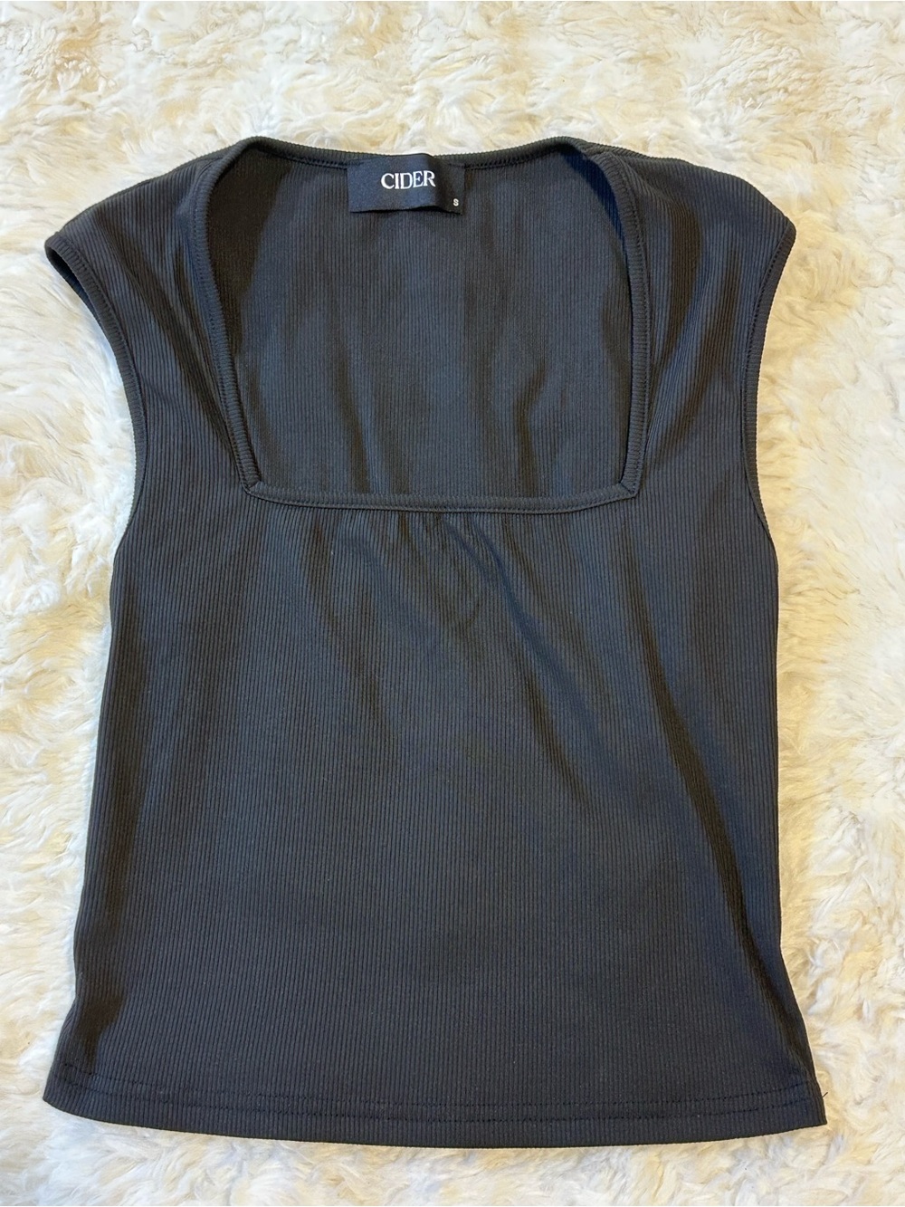Cider Black Ribbed Square-Neck Sleeveless Tank